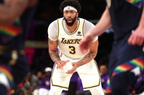 开云体育下载-荆楚战狼队对阵燕赵朱雀队，F1总决赛惊险晋级，内线统治篮板——重拾自信的夜晚的简单介绍